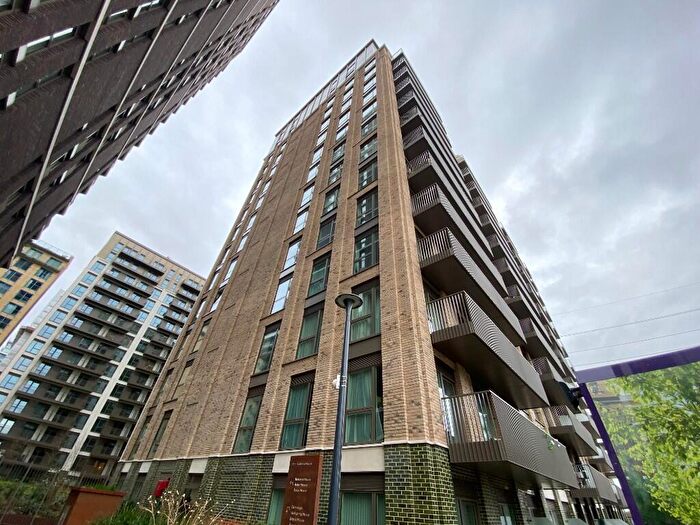 3 Bedroom Apartment For Sale In Western Gateway, London, E16