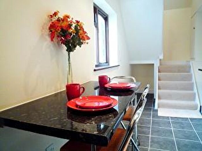 Maisonette To Rent In Sutton Courtenay, Oxfordshire, OX14