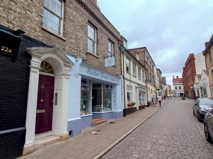 2 Bedroom Flat To Rent In Langton House, Hatter Street, Bse, IP33