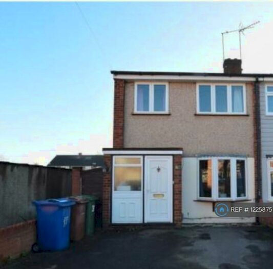 3 Bedroom End Of Terrace House To Rent In Tudor Avenue, Stanford Le Hope, Essex, SS17