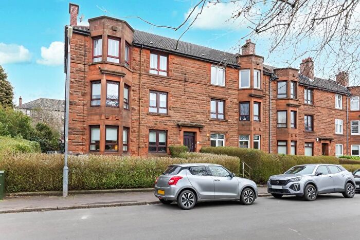 2 Bedroom Flat For Sale In Dee Street, Riddrie, G33