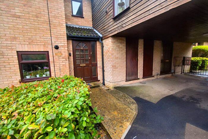 1 Bedroom Terraced House To Rent In Fleetham Gardens, Reading, RG6