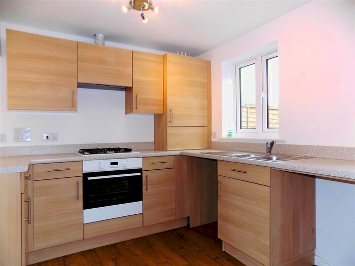 3 Bedroom End Of Terrace House For Sale In Castle Drive, Margate, CT9