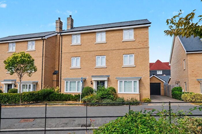 6 Bedroom Detached House For Sale In Wright Crescent, Beaulieu Park, Chelmsford, CM1