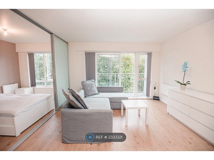 1 Bedroom Flat To Rent In Arctic House, London, NW9