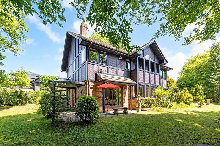 4 Bedroom Detached House For Sale In Castle Hurst, Bodiam, Robertsbridge, TN32