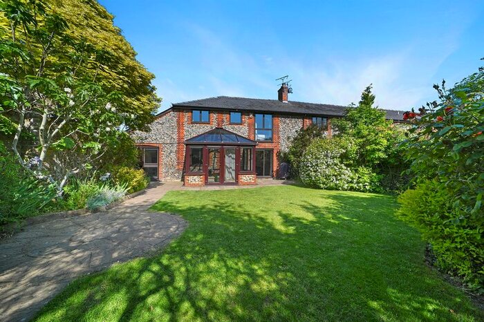 4 Bedroom Barn Conversion For Sale In Hill Road, Westley, Bury St. Edmunds, IP33