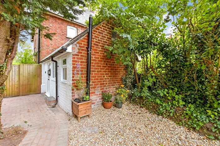 4 Bedroom End Of Terrace House For Sale In Blackham, Tunbridge Wells, East Sussex, TN3