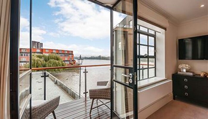 3 Bedroom Flat To Rent In Rainville Road, Palace Wharf Rainville Road, W6