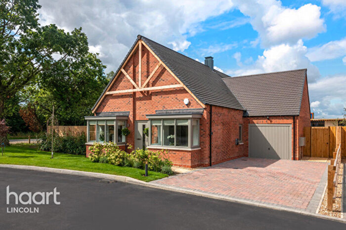 2 Bedroom Detached Bungalow For Sale In Gallamore Lane, Market Rasen, LN8