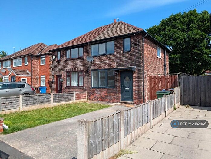 2 Bedroom Semi-Detached House To Rent In Doric Avenue, Bredbury, Stockport, SK6