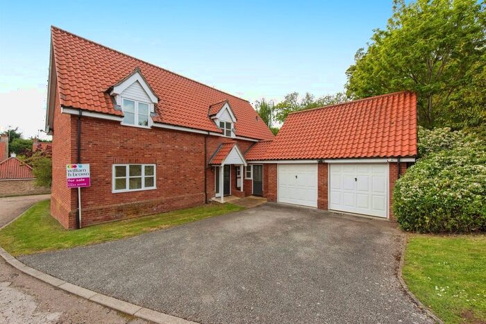 4 Bedroom Detached House To Rent In Chalk Way, Methwold, Thetford, IP26