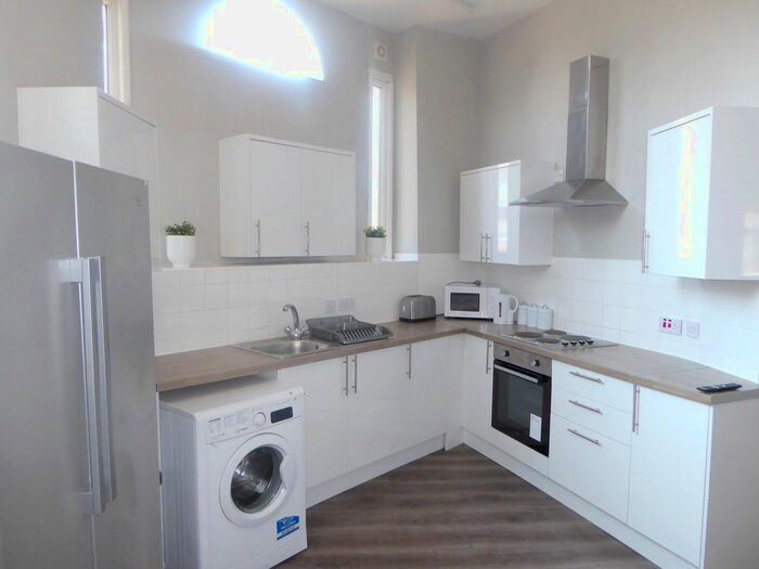 6 Bedroom Flat To Rent In Spekeland Road, Liverpool L7