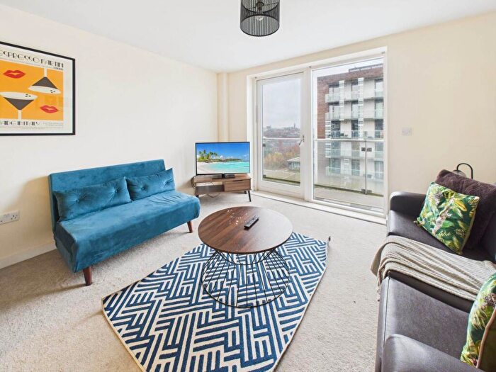 1 Bedroom Flat To Rent In Meadowside Quay Walk, Partick, G11