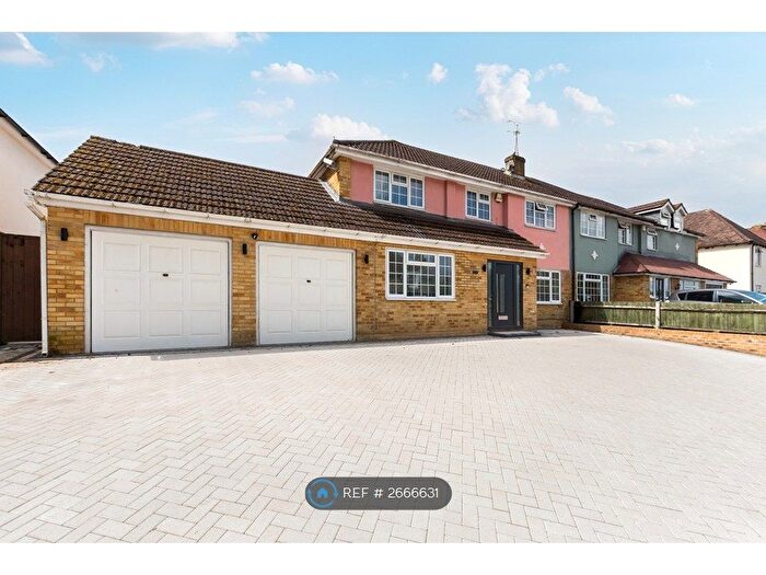 5 Bedroom Semi-detached House To Rent In Station Road, Aylesford, ME20