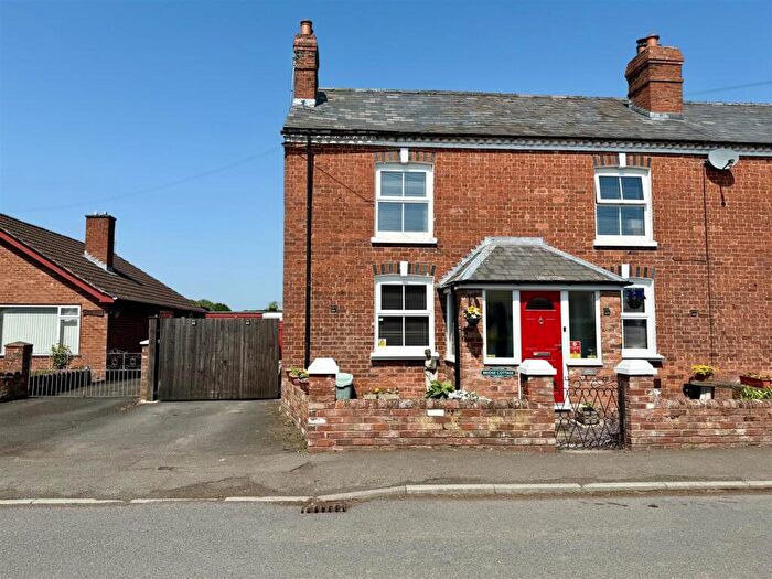 5 Bedroom Semi-Detached House For Sale In Station Road, Credenhill, Hereford, HR4