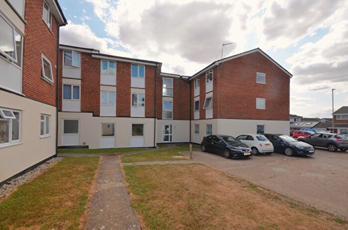 2 Bedroom Flat To Rent In Clay Pit Piece, Saffron Walden, CB11
