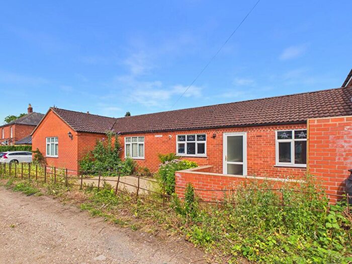 3 Bedroom Semi-Detached Bungalow For Sale In Stanhope Road, Horncastle, LN9
