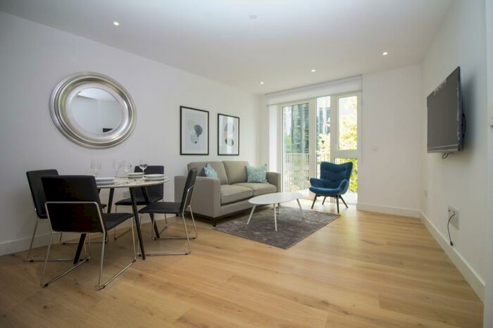 1 Bedroom Apartment To Rent In Ariel House, London Dock, Wapping, E1W