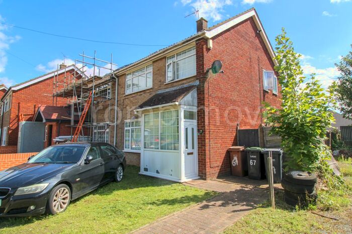 3 Bedroom Property To Rent In Brunel Road, Luton, LU4