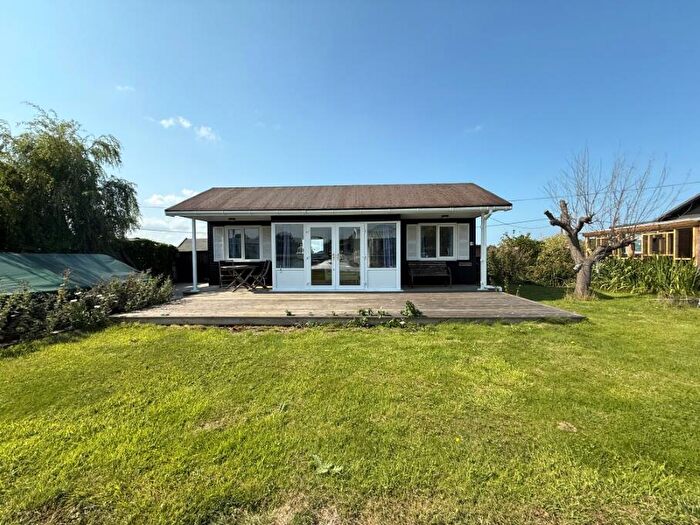 2 Bedroom Detached Bungalow For Sale In Potter Heigham, NR29