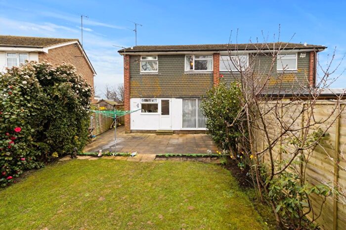 3 Bedroom Semi-Detached House For Sale In Bernhard Gardens, Polegate, BN26