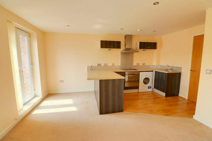 1 Bedroom Flat To Rent In Ampleforth Grove, Hull, HU5