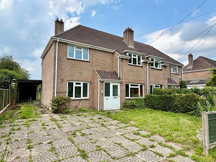 3 Bedroom Semi-Detached House For Sale In Wareham Road, Organford, Poole, BH16