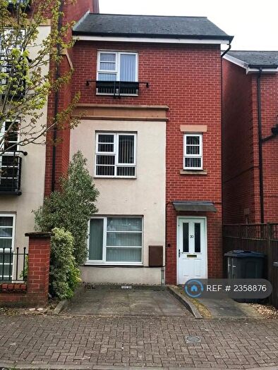 4 Bedroom Terraced House To Rent In Hospital Street, Erdington, Birmingham, B23