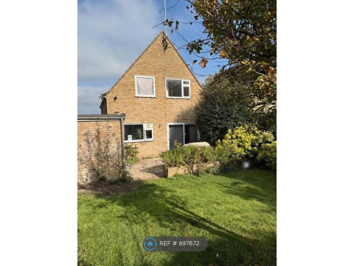 3 Bedroom Detached House To Rent In Harpenden, Harpenden, AL5