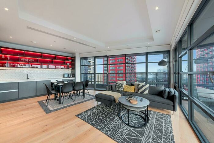 2 Bedroom Apartment To Rent In Bridgewater House, London City Island, London, E14