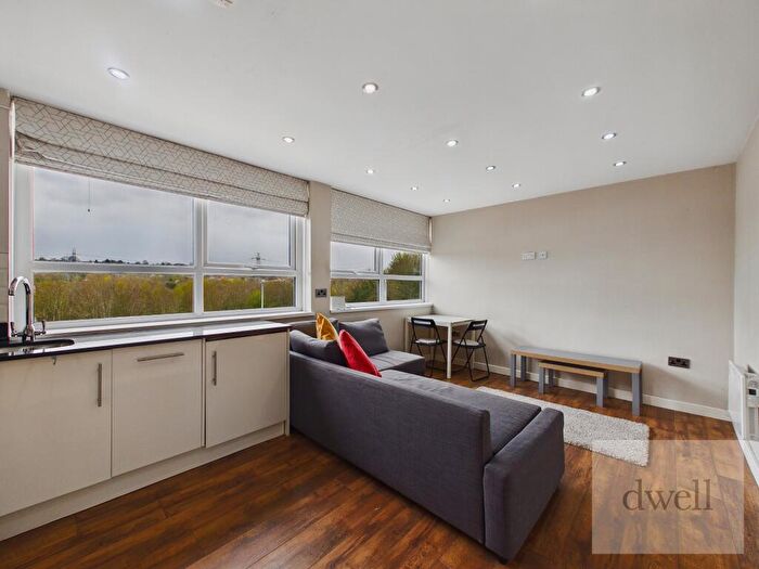 1 Bedroom Flat To Rent In Commercial Road, Kirkstall, Leeds, LS5