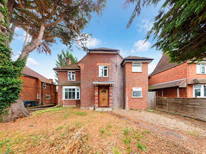 4 Bedroom Detached House For Sale In West Wycombe Road, High Wycombe, HP12