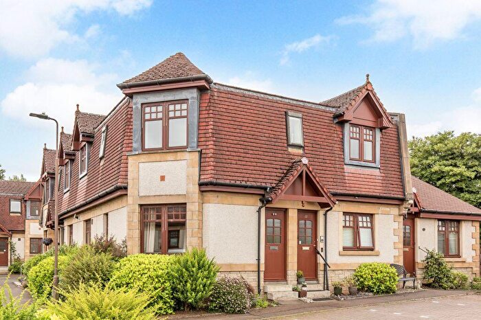 2 Bedroom Flat For Sale In Provost Haugh, Currie, Edinburgh, EH14