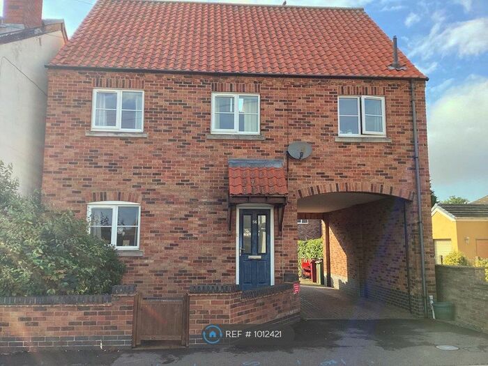 4 Bedroom Detached House To Rent In High Street, Burringham, Scunthorpe, DN17