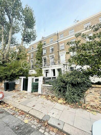 Studio To Rent In Gloucester Crescent, London, NW1