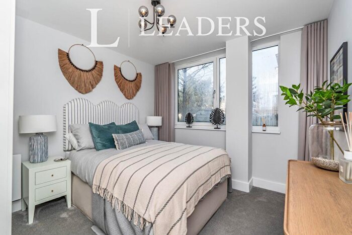 1 Bedroom Apartment To Rent In Compass Point, Romsey Road, SO16