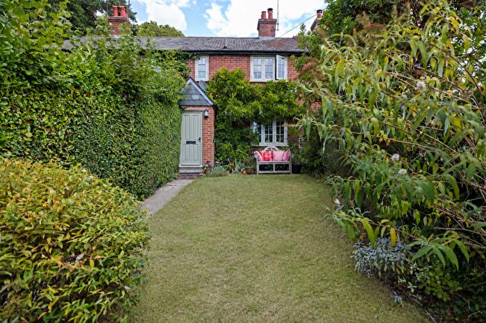 3 Bedroom Terraced House To Rent In Hill Road, Grayshott, GU26