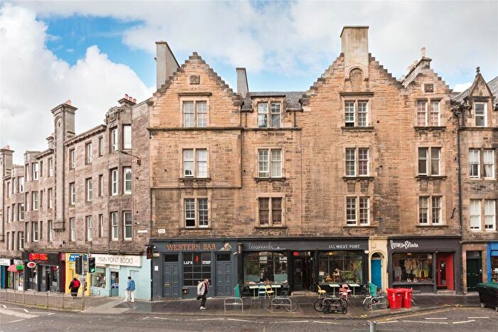 1 Bedroom Apartment For Sale In West Port, Edinburgh, Midlothian, EH3