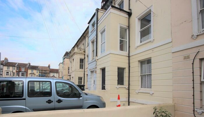 1 Bedroom Flat To Rent In Devonshire Road, Hastings, TN34