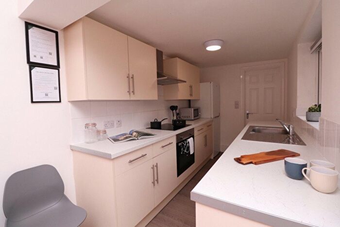 7 Bedroom Semi-Detached House To Rent In Crofton Street, Manchester, M14