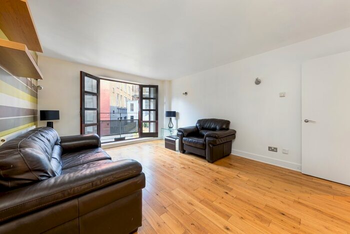 1 Bedroom Flat To Rent In Little London Court, Mill Street, London, SE1