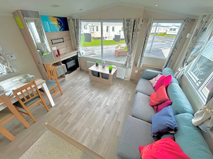 2 Bedroom Park Home For Sale In Seawick Holiday Park, CO16