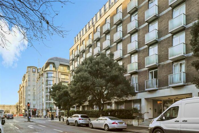 2 Bedroom Flat To Rent In Bilton Towers, Great Cumberland Place, London, W1H