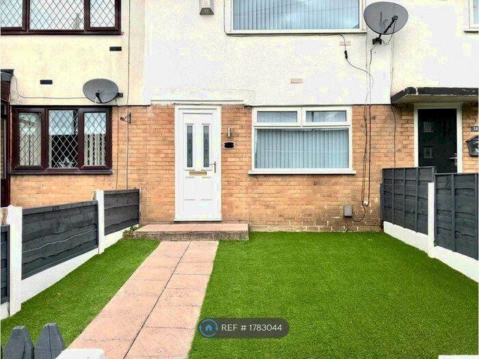 2 Bedroom Terraced House To Rent In Glenwood Drive, Middleton, Manchester, M24
