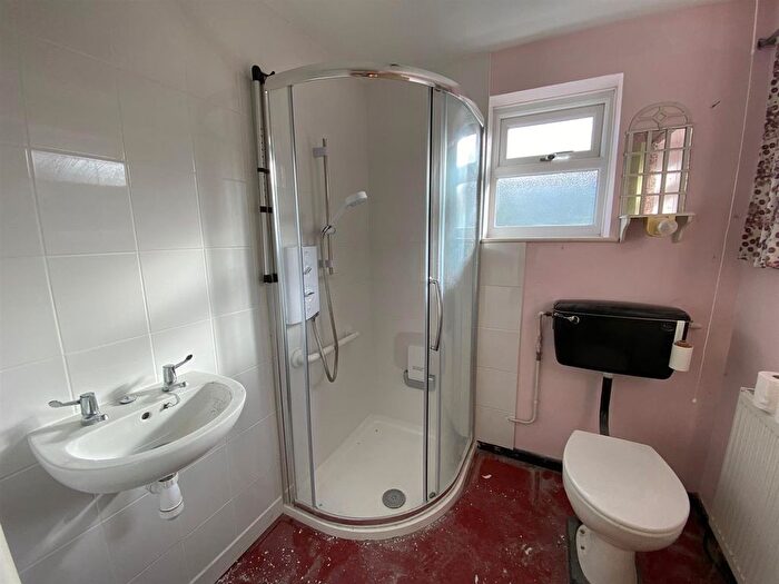 2 Bedroom End Of Terrace House For Sale In Dukes Way, Malvern, WR14