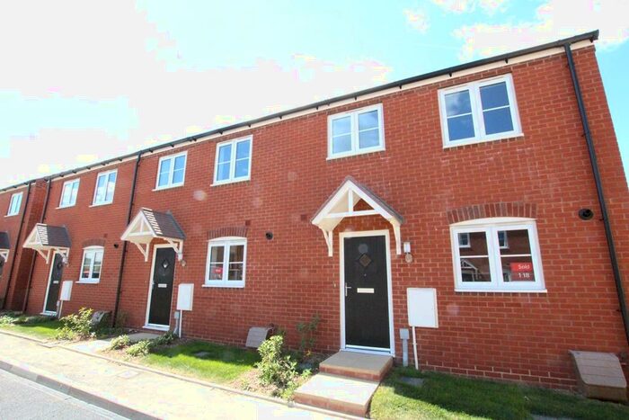 3 Bedroom End Of Terrace House To Rent In Velthouse Close, Hardwicke, GL2