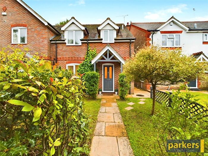 3 Bedroom Semi-Detached House For Sale In Floral Court, Bath Road, Hare Hatch, Reading, RG10