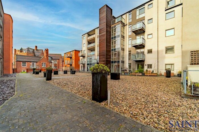 2 Bedroom Apartment To Rent In Church Street, Beeston, Nottingham, NG9