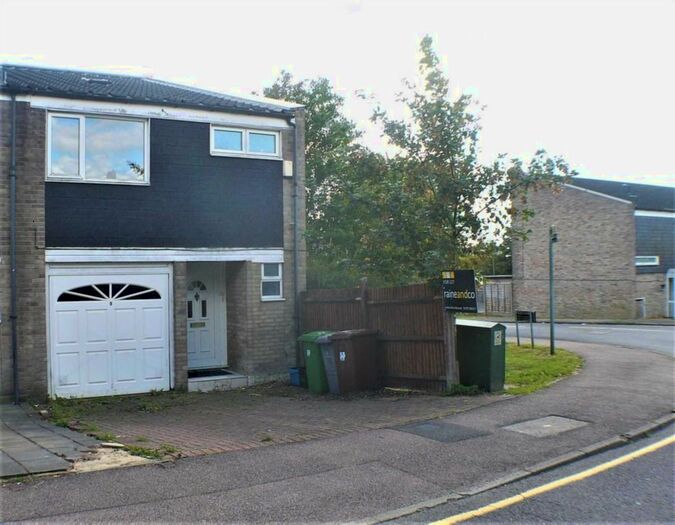 3 Bedroom Property To Rent In Mutton Lane, Potters Bar, EN6